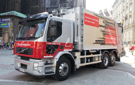 Der erste Vollhybrid-Lkw der Entsorgungsbranche dreht in Wien im Auftrag von Saubermacher seine Runden.